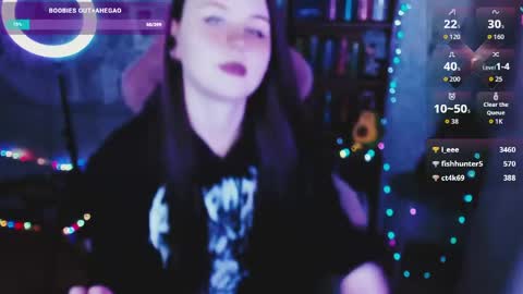 Snapshot of _m_o_n_s_t_e_r_e_n_e_r_g_y_ chatting on May 25, 2026, 7:31 pm Mia online show from May 25, 2026, 7:31 pm
