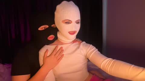 Snapshot of _mafiababes chatting on February 12, 2025, 1:48 pm Chloe white Rebecca black online show from February 12, 2025, 1:48 pm