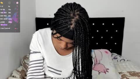 Snapshot of _marcela_22 chatting on January 18, 2025, 2:36 am MARCELA online show from January 18, 2025, 2:36 am