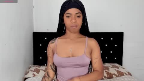 Snapshot of _marcela_22 chatting on January 21, 2025, 8:11 pm MARCELA online show from January 21, 2025, 8:11 pm