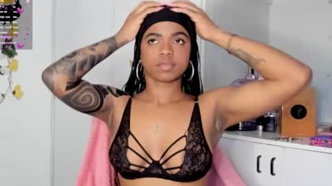 Snapshot of _marcela_22 chatting on February 10, 2025, 4:30 am MARCELA online show from February 10, 2025, 4:30 am