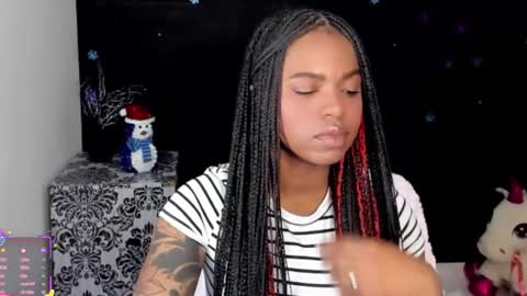 Snapshot of _marcela_22 chatting on November 21, 2025, 12:10 am MARCELA online show from November 21, 2025, 12:10 am