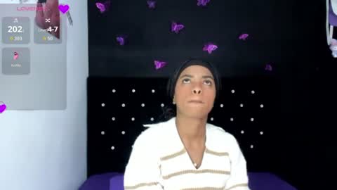 Snapshot of _marcela_22 chatting on August 7, 2026, 7:10 am MARCELA online show from August 7, 2026, 7:10 am