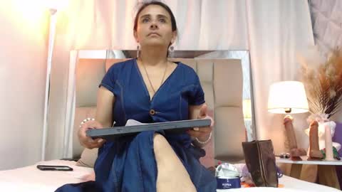 _marcela__ online show from January 29, 2025, 12:45 pm