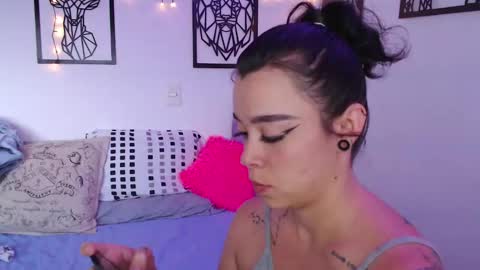 Snapshot of _marcela_wi chatting on March 9, 2025, 10:41 pm Marce online show from March 9, 2025, 10:41 pm