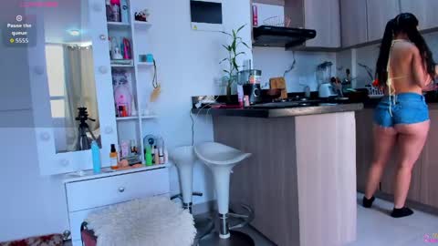 Snapshot of _maria_angel_ chatting on June 5, 2026, 6:02 pm Maria Angel online show from June 5, 2026, 6:02 pm