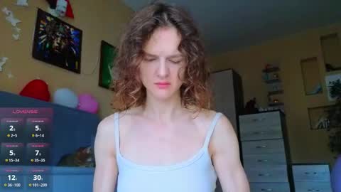 Sophia online show from May 2, 2026, 2:38 am