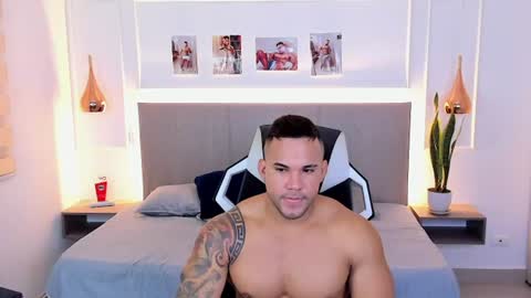 Snapshot of _matthew_santos_ chatting on July 5, 2026, 4:19 am _matthew_santos_ online show from July 5, 2026, 4:19 am