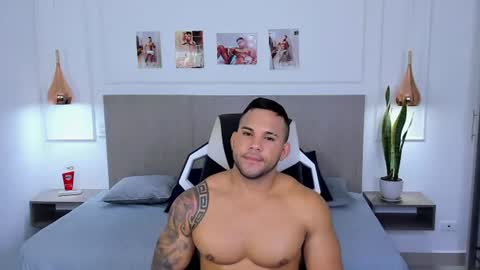 Snapshot of _matthew_santos_ chatting on July 9, 2026, 1:42 am _matthew_santos_ online show from July 9, 2026, 1:42 am