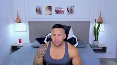 Snapshot of _matthew_santos_ chatting on July 10, 2026, 2:16 am _matthew_santos_ online show from July 10, 2026, 2:16 am