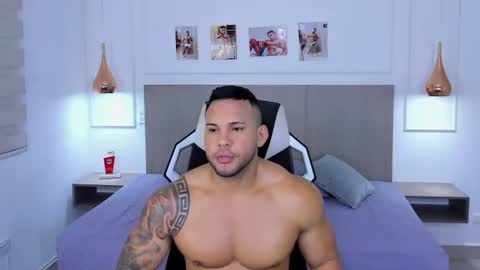 Snapshot of _matthew_santos_ chatting on August 5, 2026, 11:06 pm _matthew_santos_ online show from August 5, 2026, 11:06 pm