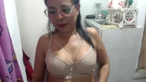 Snapshot of _maturesexx chatting on July 8, 2026, 9:19 pm _maturesexx online show from July 8, 2026, 9:19 pm