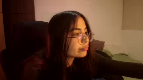 max and abby online show from June 5, 2026, 1:01 am