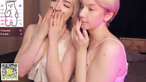 Elva and Kate  online show from July 3, 2026, 6:42 am