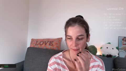 Meg online show from November 22, 2025, 11:20 am