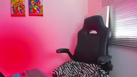 Snapshot of _megganjobs chatting on January 24, 2025, 2:41 pm Juli online show from January 24, 2025, 2:41 pm