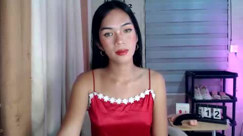 Snapshot of _mellyxxx chatting on April 12, 2026, 11:37 am Melly online show from April 12, 2026, 11:37 am