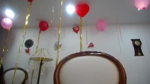 Snapshot of _miaaleon chatting on February 12, 2025, 1:06 pm Mia online show from February 12, 2025, 1:06 pm