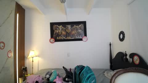  Mia  online show from January 8, 2026, 12:29 pm