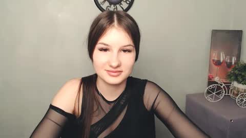 Snapshot of _miaangel_ chatting on March 10, 2025, 4:14 pm Mia online show from March 10, 2025, 4:14 pm