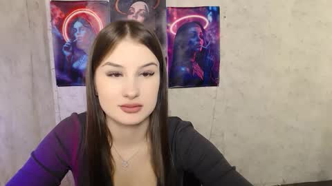 Snapshot of _miaangel_ chatting on October 17, 2025, 12:19 pm Mia online show from October 17, 2025, 12:19 pm