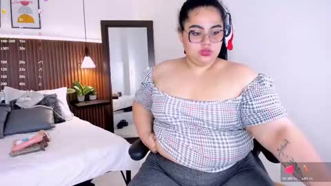 Snapshot of _michel_bbw chatting on February 9, 2025, 2:17 am michel online show from February 9, 2025, 2:17 am