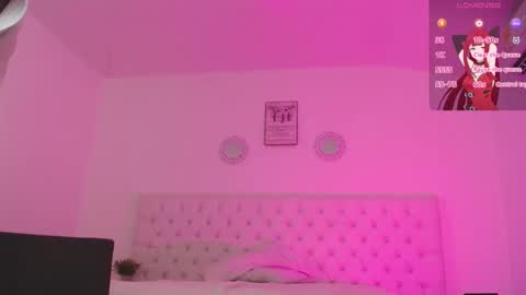 Paula online show from October 8, 2025, 11:19 am