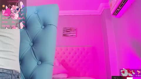 Paula online show from November 21, 2025, 12:04 pm