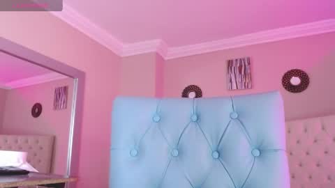 Paula online show from April 27, 2026, 12:36 pm
