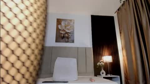 _mila_dyva online show from April 28, 2026, 4:01 pm