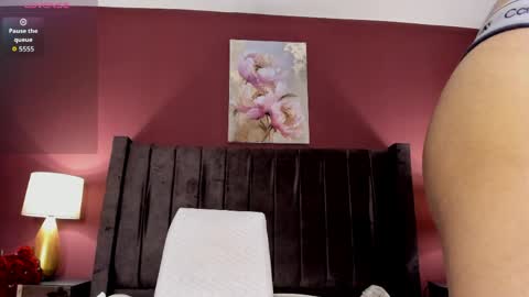 _mila_dyva online show from June 5, 2026, 12:00 pm
