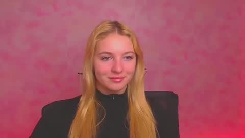 Snapshot of _mila_la_ chatting on December 26, 2024, 6:52 am Melanie online show from December 26, 2024, 6:52 am