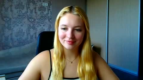 Melanie online show from June 26, 2026, 11:14 am