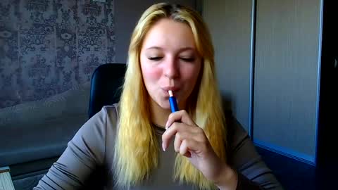 Melanie online show from July 14, 2026, 6:29 am