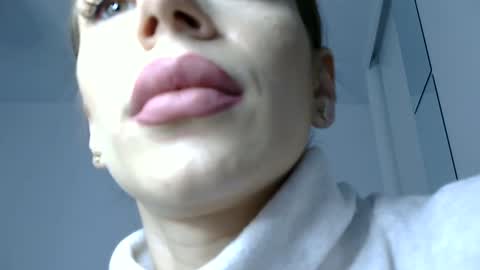 Snapshot of _milagoddess chatting on February 19, 2025, 5:16 pm AstrideVonTeese online show from February 19, 2025, 5:16 pm