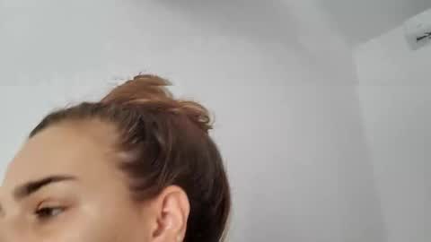 Snapshot of _milagoddess chatting on September 22, 2025, 10:39 am AstrideVonTeese online show from September 22, 2025, 10:39 am