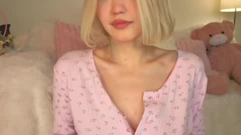 Kim online show from May 17, 2026, 5:16 am