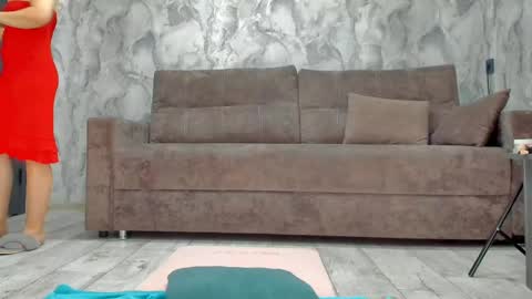 Snapshot of _miss_strawberry_ chatting on May 7, 2026, 8:20 am Sofia birthday october 29 online show from May 7, 2026, 8:20 am