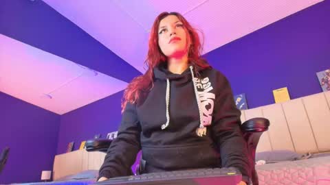 _missfortune__ online show from November 25, 2025, 12:16 pm