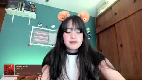 Snapshot of _moon_cake_ chatting on October 9, 2025, 4:21 am Next stream 950 pm Colombia time xd online show from October 9, 2025, 4:21 am