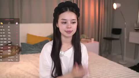Snapshot of _moonlit_melody_ chatting on July 13, 2026, 6:33 pm Margo online show from July 13, 2026, 6:33 pm