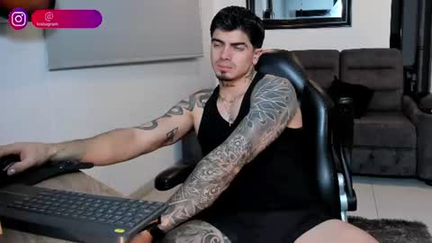 Snapshot of _mrcock_ chatting on July 14, 2026, 5:01 am _mrcock_ online show from July 14, 2026, 5:01 am