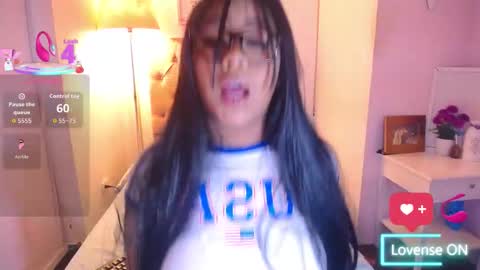 Snapshot of _nahom_ chatting on November 12, 2025, 12:33 am nahomi online show from November 12, 2025, 12:33 am