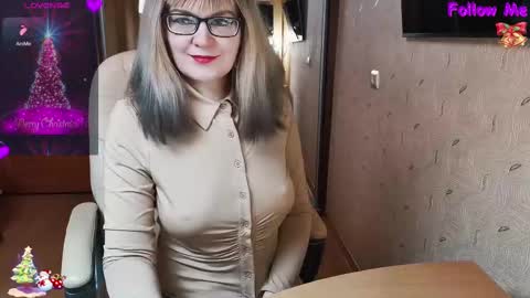 Snapshot of _natali_ chatting on February 9, 2025, 8:45 pm MagicWoman online show from February 9, 2025, 8:45 pm