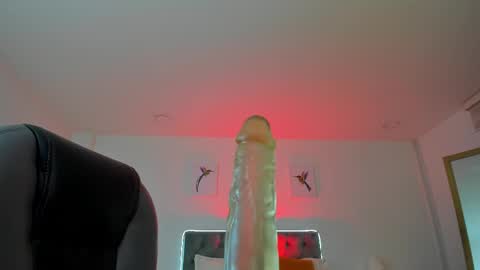 Snapshot of _natalie18_ chatting on September 21, 2025, 3:41 am Natalie online show from September 21, 2025, 3:41 am