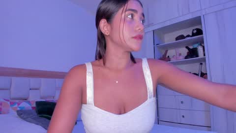 Snapshot of _natasha18_ chatting on January 22, 2025, 7:13 pm Natasha online show from January 22, 2025, 7:13 pm