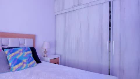 Snapshot of _natasha18_ chatting on October 27, 2025, 11:47 am Natasha online show from October 27, 2025, 11:47 am