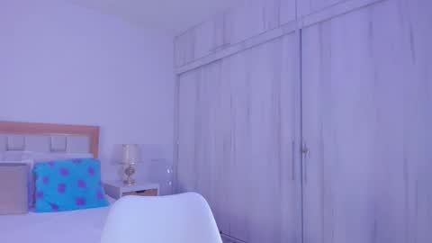 Snapshot of _natasha18_ chatting on November 22, 2025, 11:42 am Natasha online show from November 22, 2025, 11:42 am