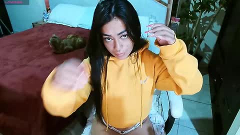 Snapshot of _natashaa19 chatting on December 27, 2024, 2:14 am Natasha Rodriguez independent model online show from December 27, 2024, 2:14 am