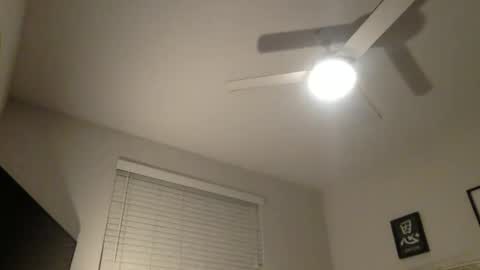 naty19 online show from December 8, 2024, 5:50 am